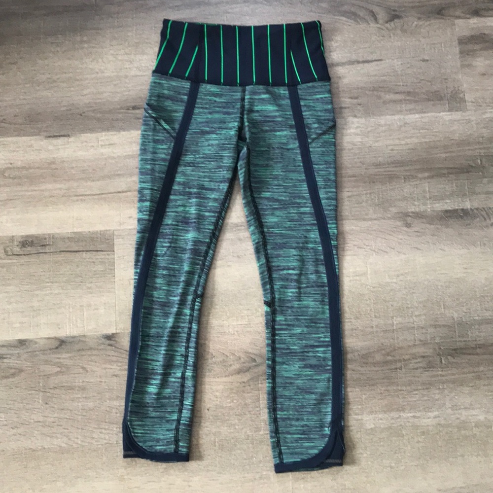 Lululemon Green & Navy Stripe Crop Leggings
